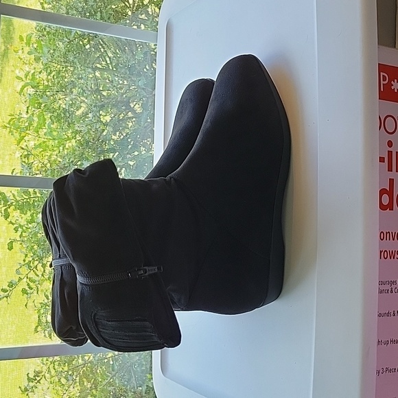 Aneela Wide Calf Boot - Picture 4 of 10